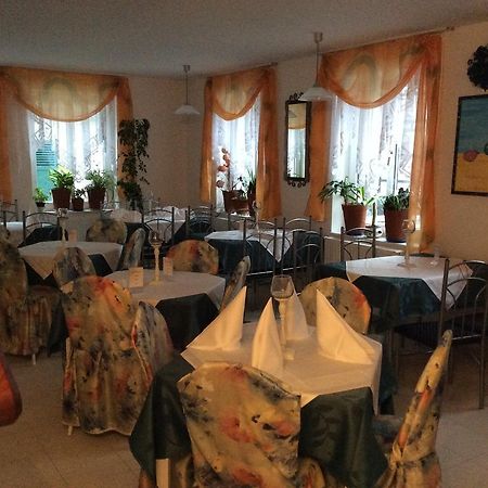 Blumenhotel Bergneustadt Buitenkant foto